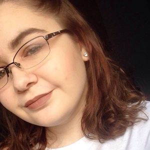 Meet your Posher, Casie